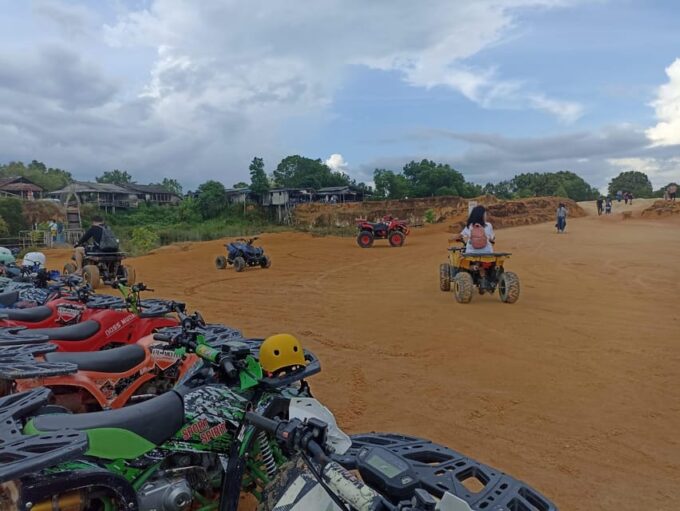 Teluk Sebong: Bintan Desert and Blue Lake Trip - Frequently Asked Questions