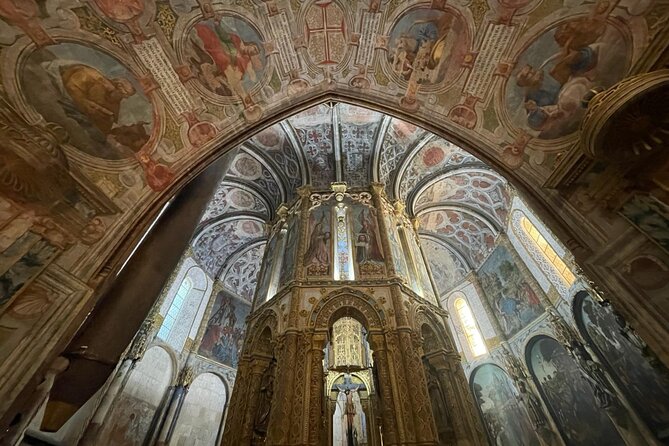 Templars Private Tour: From Lisbon to Tomar & Almourol Castle - Private Tour Experience