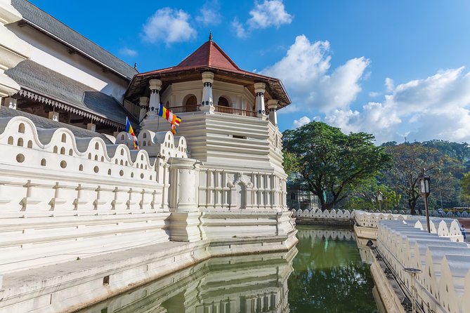 Temple of The Sacred Tooth Relic Entrance Ticket - Ticket Information