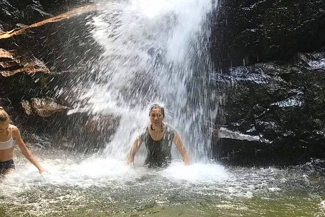 Templer Park and Kanching Waterfall Tour With Batu Caves Stopover - Kanching Waterfall: Scenic Beauty