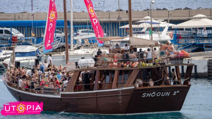 Tenerife: Boat Party With Open Bar and DJS - Swim Stop