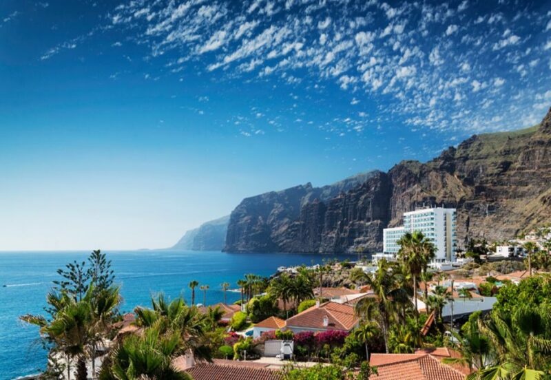 Tenerife: Private Day Tour of the Island With Hotel Pickup - Panoramic Views of Los Gigantes Cliffs