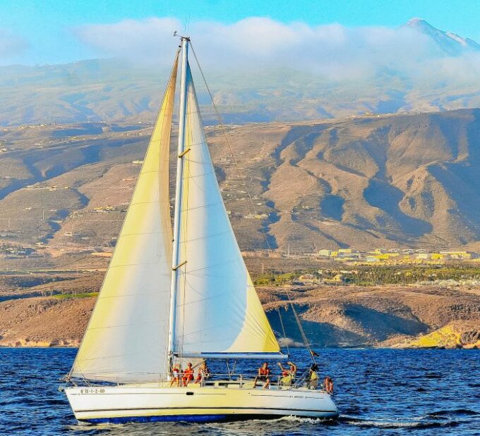 Tenerife: Sailboat Tour With Food and Snorkeling - Participants and Languages