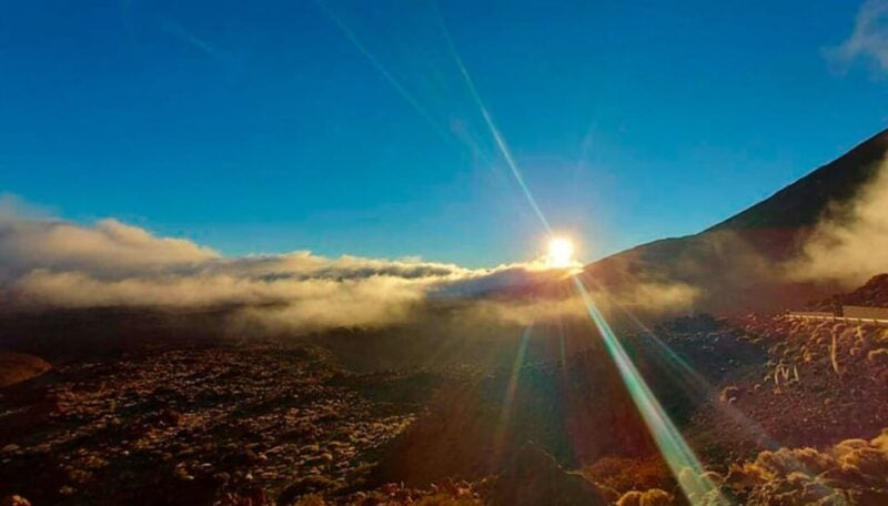 Tenerife: Sunset Night Tour and Stargazing at Teide + Dinner - Key Points