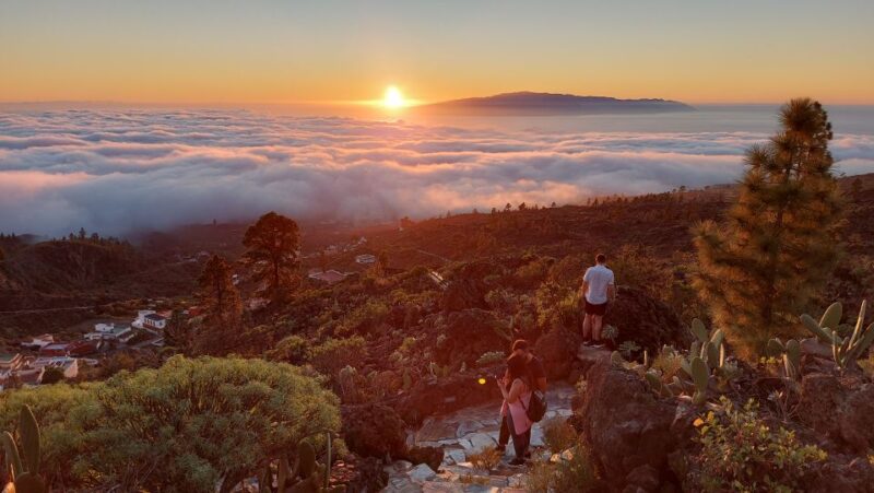 Tenerife: Teide National Park Sunset & Stargazing Tour - Sunset Experience