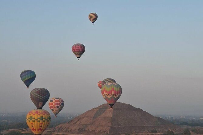 Teotihuacan Balloon flight, breakfast and transportation. - The Itinerary in Detail: How the Day Unfolds