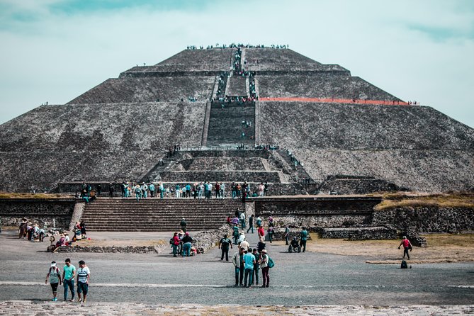 Teotihuacan + Basilica of Guadalupe + Tlatelolco Tour! - Tour Start Time and Group Size