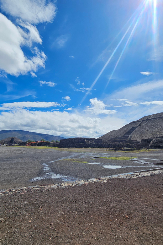 Teotihuacan Easy Trip Experience With Entrances Included - Itinerary and Experience