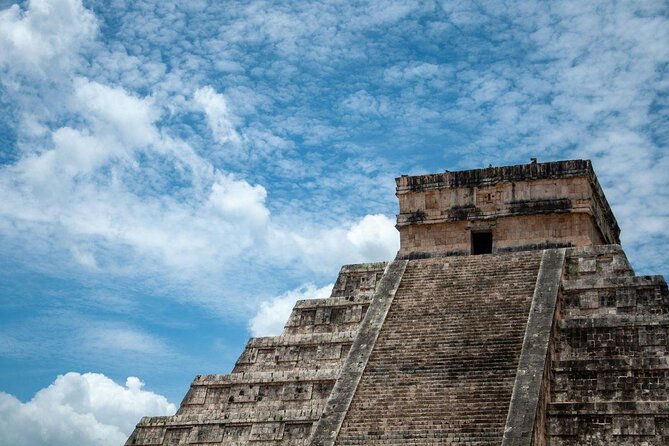 Teotihuacan: Exclusive Tour With Cave Restaurant + Basilica - Key Points