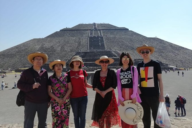 Teotihuacan + Guadalupe Shrine + Tlatelolco + Tequila Free. Full Day. - Exploring Teotihuacan