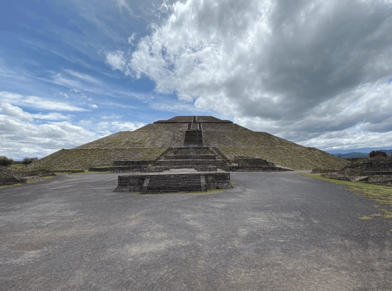 Teotihuacan: Private Tour With Archaeologist + VR Experience - Experience Highlights