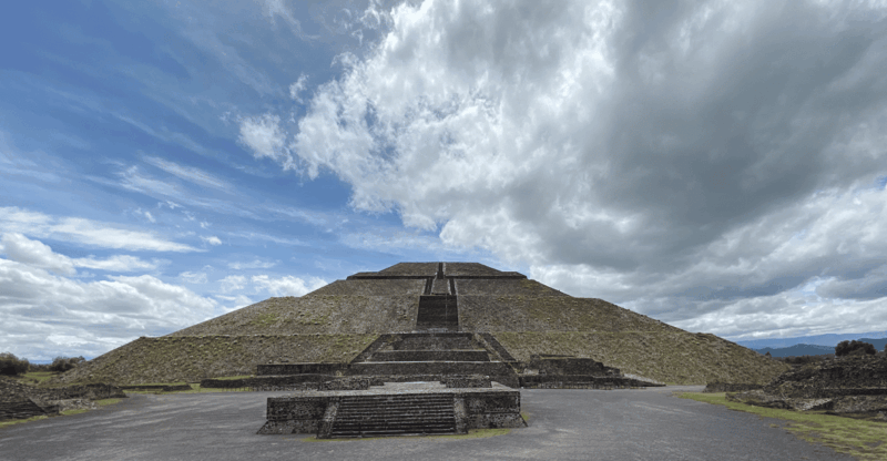Teotihuacan: Private Tour With Archaeologist + VR Experience - Educational Aspects