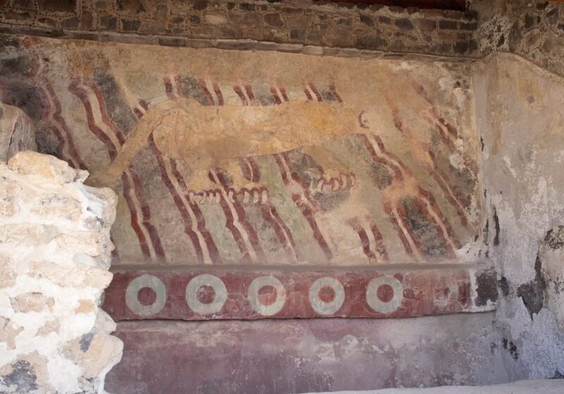 Teotihuacan: Private Tour With Archaeologist + VR Experience - Important Information