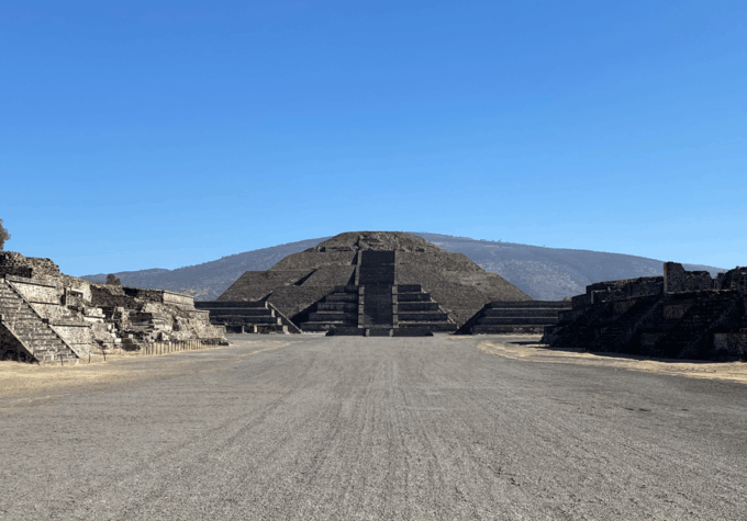 Teotihuacan: Private Tour With Archaeologist + VR Experience - Iconic Spaces and Complexes