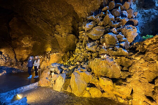 Teotihuacan Pyramids and La Gruta Restaurant - Analyzing the Value
