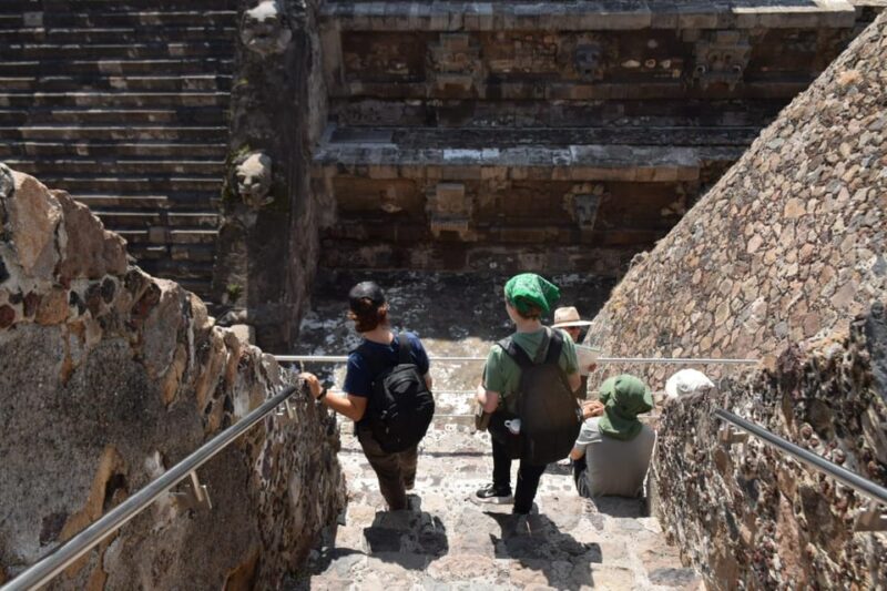 Teotihuacan Pyramids: Intimate Small Group From Mexico City - Itinerary Highlights