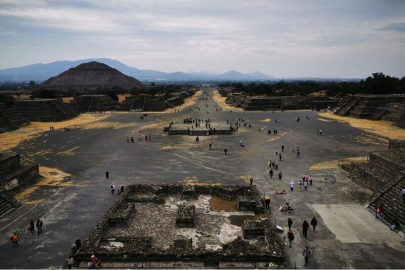Teotihuacan Tour: Stunning Pyramids Around Mexico City - Itinerary and Experience