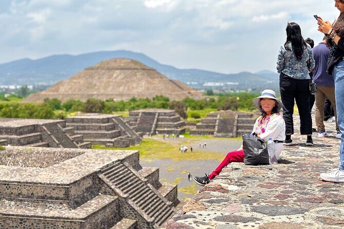 Teotihuacan without obligatory stops. No shops or restaurants. - A straightforward, no-nonsense approach to Teotihuacan