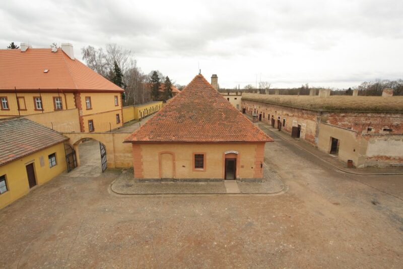 Terezin Memorial: Entry Ticket Combo W. Guided Walking Tour - Transportation and Accessibility