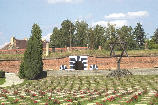 Terezin Memorial Half-Day Tour From Prague - Visiting Memorials to Victims