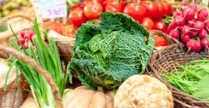 Terni: Market Tour and Meal at a Locals Home - Cooking Experience