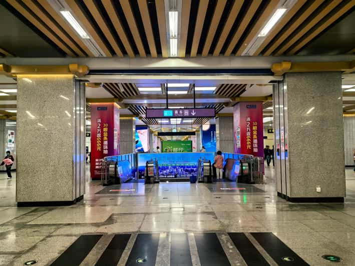 Terracotta Army & Muslim Street Tour by Metro - Key Points