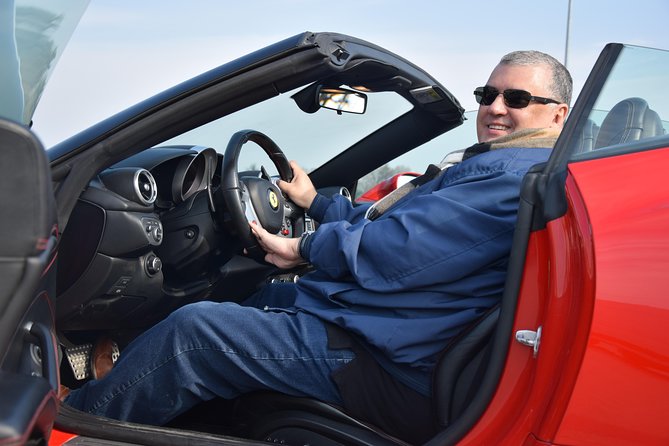 Test Drive in Maranello Ferrari California T 560hp - Meeting and End Points