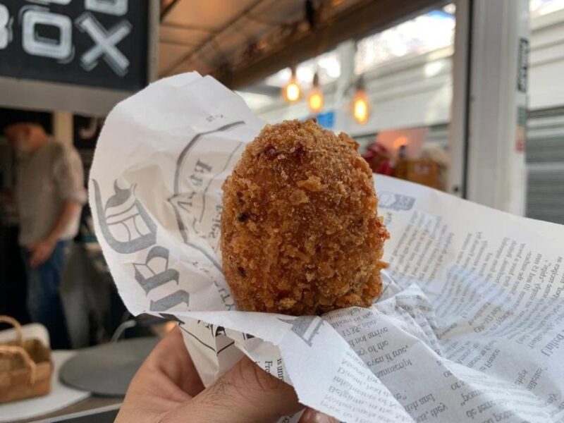 Testaccio Experience: Street Food, Market and Traditions - Guide and Experience