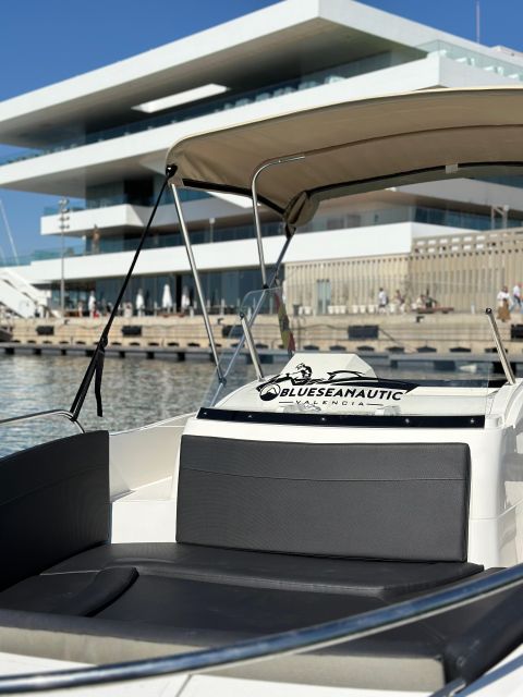 TEXAS Boat Tour Review: Explore the Water in Style - Key Points