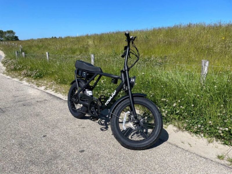 Texel: Electric Fatbike Rental - Rental Inclusions and Requirements