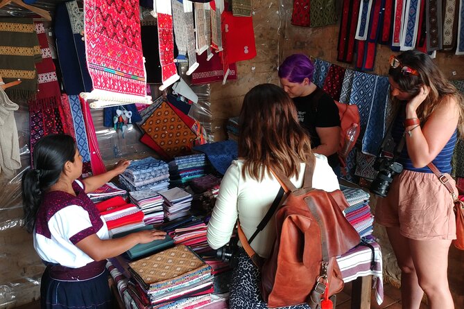 Textiles and Mysticism of Chiapas - Backstrap Loom and Traditional Clothing