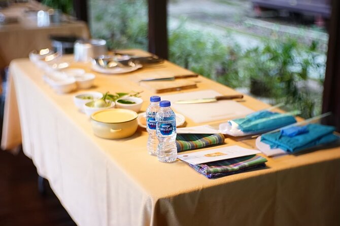 Thai Cooking Class 2 Hrs ( 4 Dishes Menu) - Instructors and Expertise