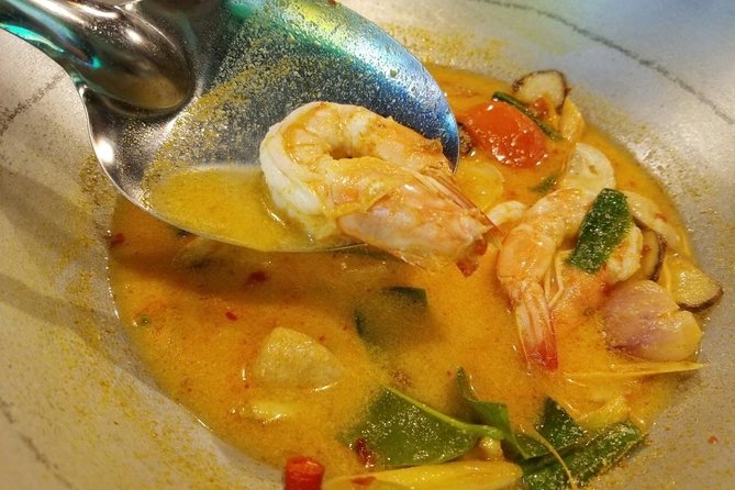 Thai Cooking Class at Tingly Thai Cooking School in Bangkok - Class Capacity and Accessibility
