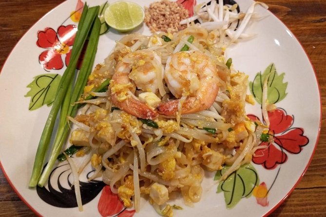 Thai Cooking Class at Tingly Thai Cooking School in Bangkok - Market Tour Experience (Optional)