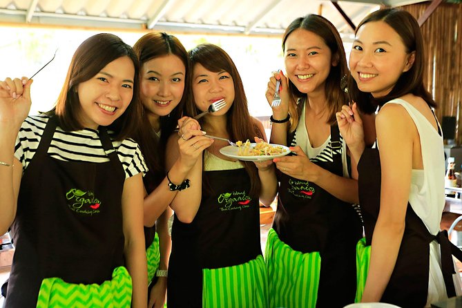 Thai Cooking Class & Organic Micro Farm Experience - Farm to Table. Since 2015 - Guest Reviews and Ratings