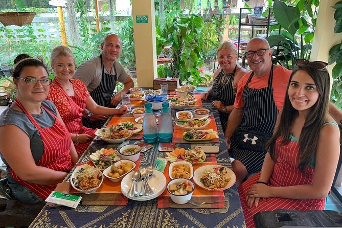 Thai Cooking Class With Local Market Tour in Koh Samui - Local Market Exploration