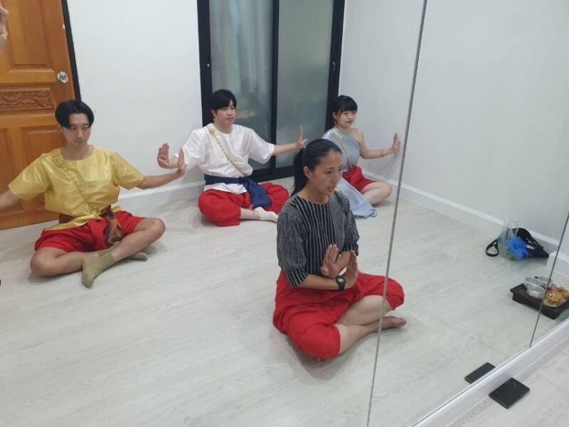 Thai Dance Class - Participant Restrictions