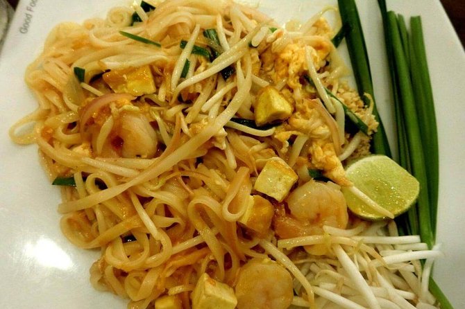 Thai Food Experince Cook & Eat 2 Famouse Thai Dishes - Hands-on Cooking Class