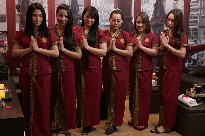 Thai Foot and Leg Massage 30 Min in BARCELONA - Service Overview