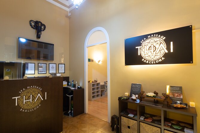 Thai Foot and Leg Massage 30 Min in BARCELONA - Booking Information