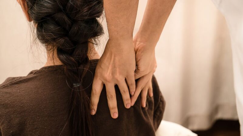 THAI OIL MASSAGE - Live Tour Guide