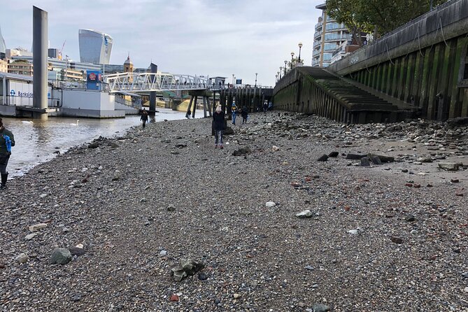 Thames Beachcombing - Activity Duration and Group Size