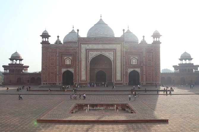 Thanks Giving Delhi Agra Taj Mahal Tour - Exploring Delhis Sights