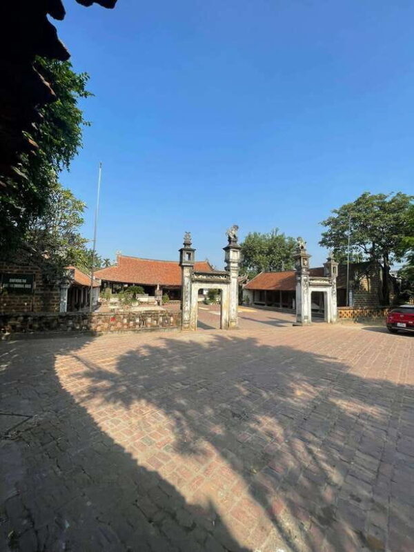 Thay Pagoda – Duong Lam Ancient Village 1 Day Private Trip. - Recommended for Unique Experiences