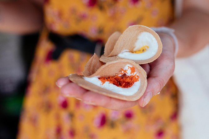 The 10 Tastings of Chiang Mai With Locals: Private Street Food Tour - Highlights Between Food Stops