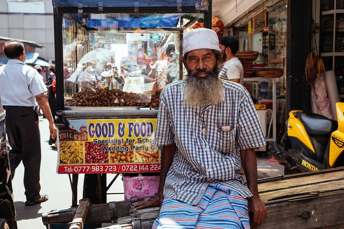 The 10 Tastings of Colombo With Locals: Private Street Food Tour - Vegetarian Alternatives Offered