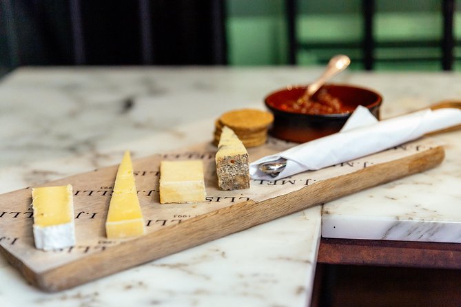 The 10 Tastings of Edinburgh With Locals: Private Food Tour - Pricing and Cancellation Policy