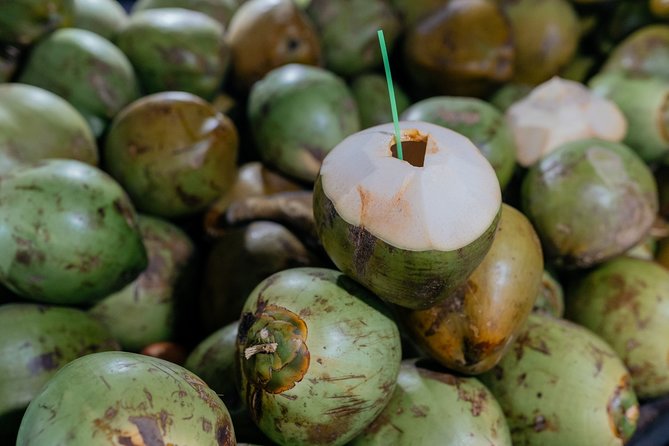 The 10 Tastings of Mumbai With Locals: Private Street Food Tour - Transportation and Accessibility