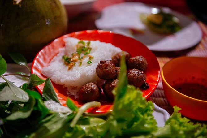 The 10 Tastings of Siem Reap With Locals: Private Street Food Tour - Exploring Siem Reaps Food Culture