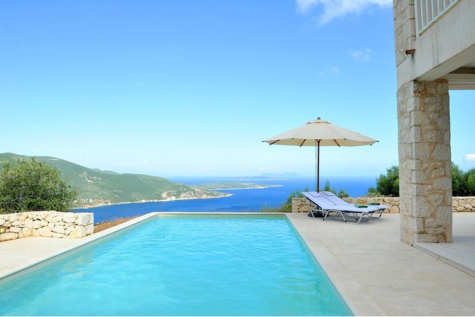 The Alchemist Indian Yoga Meditation Retreat in Greece - Accommodation and Meals